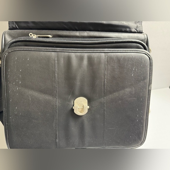 Pre owned Genuine Dell Laptop Messenger Bag Black Adjustable Strap - Picture 6 of 11